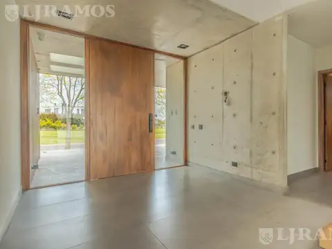 Casa en Venta en Puertos - Barrio Marinas, USD 1.250.000