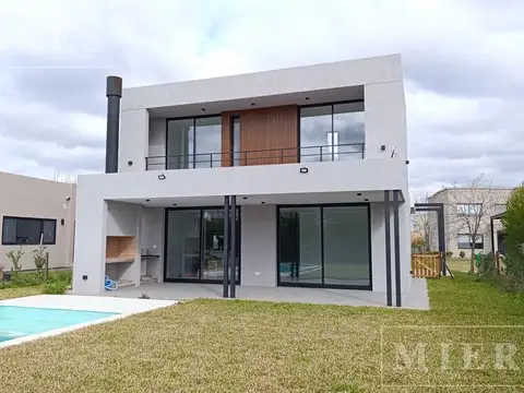 Casa en Venta en Puertos - Araucarias, USD 389.000
