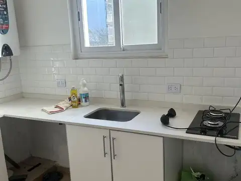 Departamento en Venta en Parque Chacabuco, USD 80.000