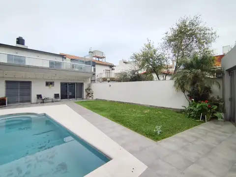 Pedro Lozano 3700