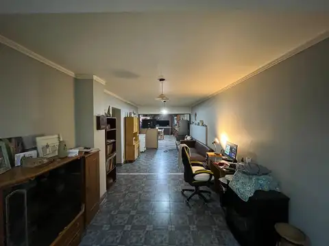 Depto Tipo Casa en Venta de 5 ambientes