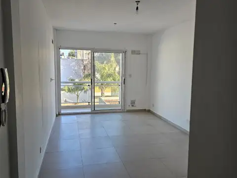 Departamento en Alquiler en Centro / Microcentro, $ 650.000