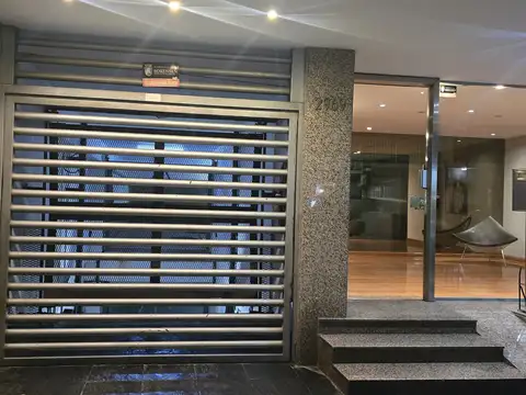 VENTA COCHERA PB ARENALES 2900