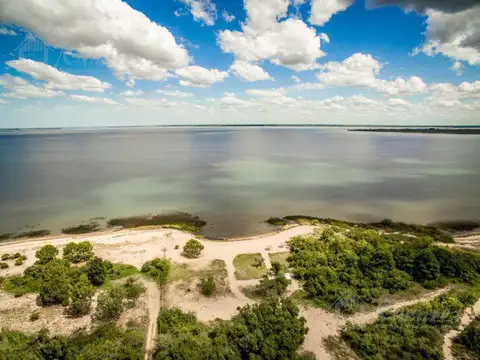 Terreno en Venta de 2698,0 m2