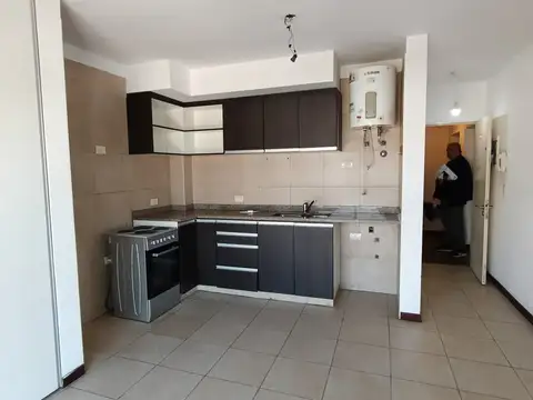 Departamento en Alquiler en Villa Sarmiento, $ 380.000