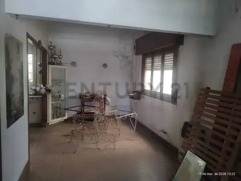 Casa 2 ambientes con 1 baño