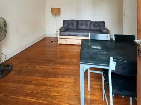 Avenida San Juan 3600, Piso 2