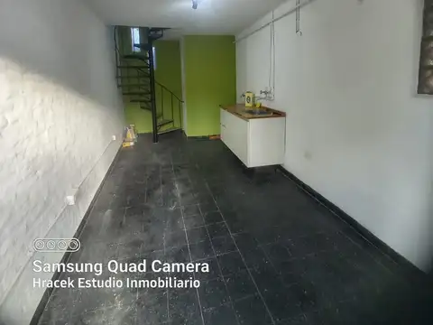 Departamento en Alquiler en Castelar Sur, $ 450.000