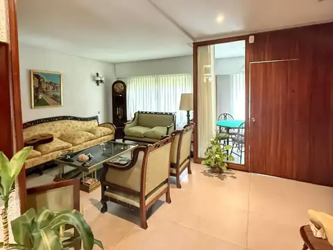 alquiler Casa 5 ambientes piscina jardin garage