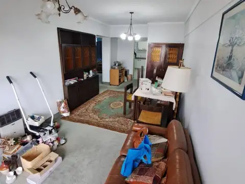 Av Pres Bartolome Mitre 1331 , Piso 4