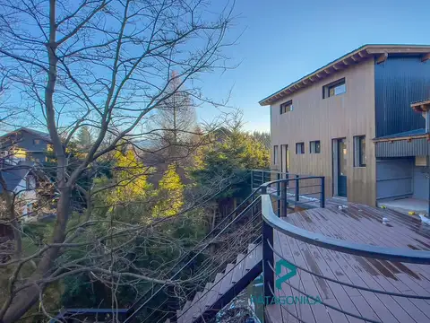 VENTA Departamento 2 amb ,1 er piso con terraza y balcón 70 m2 totales, Villa la Angostura UF 22