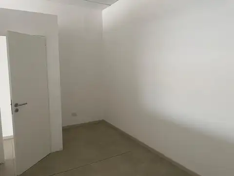 Local en Venta en Maipú, USD 185.000