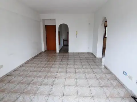 Departamento en Venta en Ramos Mejia Sur, USD 80.000