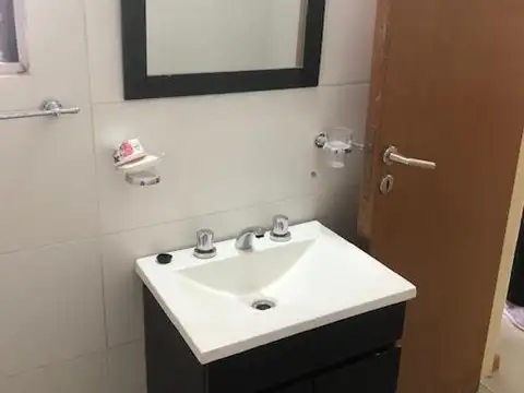 Departamento en Alquiler en República De La Sexta, $ 250.000
