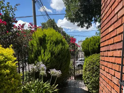 Casa en Alquiler de 4 dormitorios