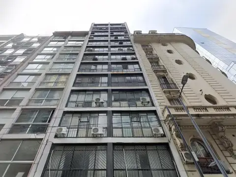 Paraná e/ Uruguay y Lavalle