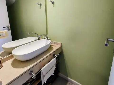 Departamento 4 ambientes con 3 baños