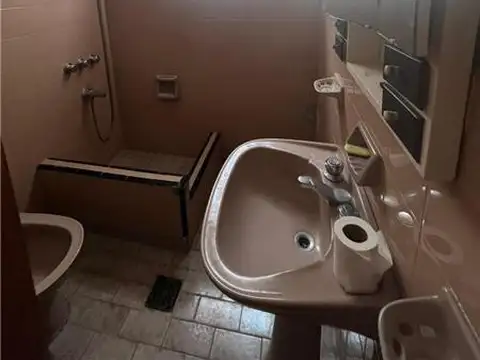 Peña 825. Banfield Este