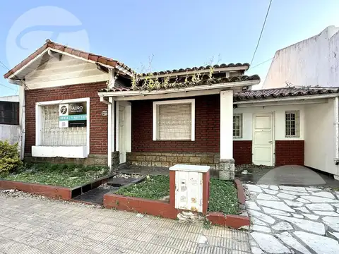 NUEVO VALOR - Chalet en Castelar Norte – Oportunidad para Reciclar