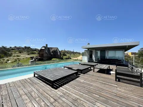Casa en Alquiler Temporal en El Chorro, USD 50.000