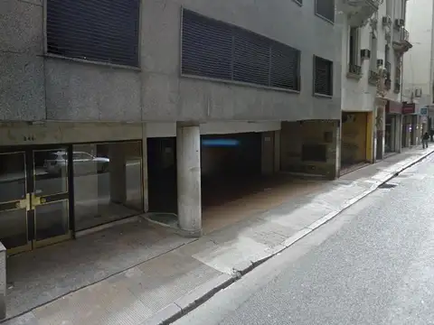 Esmeralda 800Cochera En Venta Cubierta 1er Piso Centro