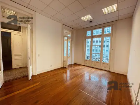 Oficina Monoambiente con 2 baños