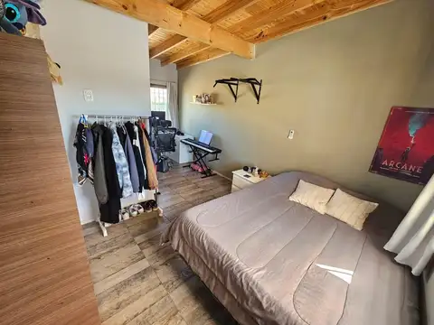 Casa en  2 plantas con parque Pileta y Cochera - Ramos Mejia