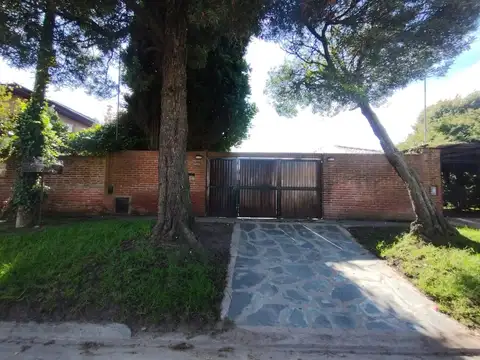 Alquiler. Chalet 4 ambientes. Colinas P. Ramos.