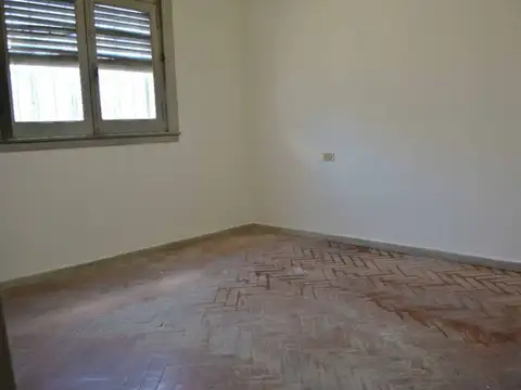 Depto Tipo Casa 3 ambientes con 2 baños