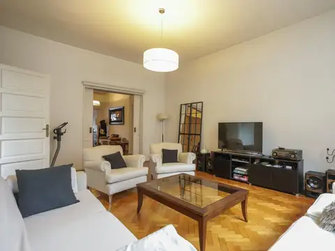 Departamento 5 ambientes con 4 baños