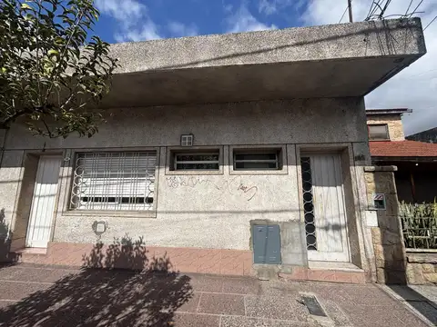 Depto Tipo Casa 2 ambientes con 1 baño
