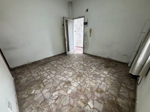 Depto Tipo Casa 2 ambientes con 1 baño