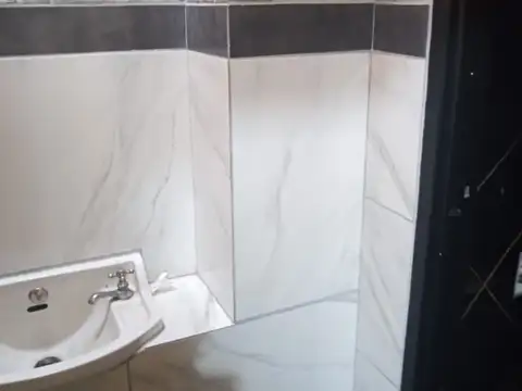 Presidente Luis Saenz Peña 100 Congreso, CABA