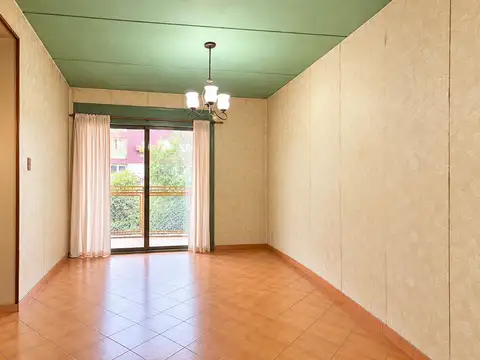 Venta dpto 4 amb, con balcón ideal primer vivienda