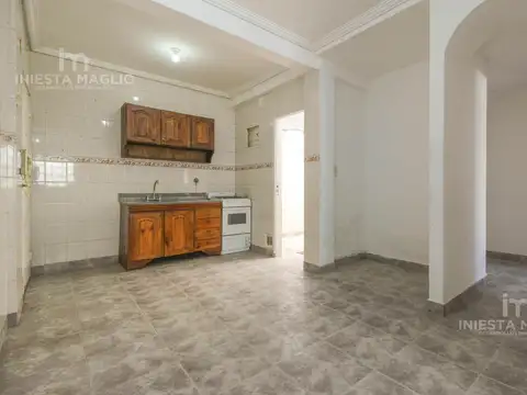 Depto Tipo Casa 4 ambientes con 2 baños