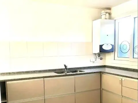 Departamento en Alquiler con 1 cocheras