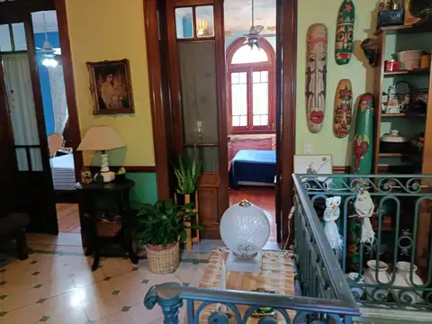 Casa 6 ambientes con 3 baños
