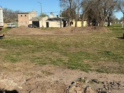 Se vende lote financiado en JB Alberdi al 1800 -VT