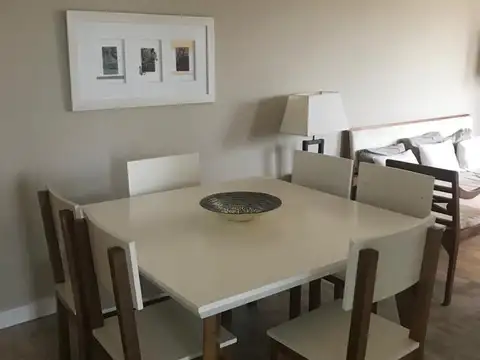 Departamento en Alquiler con 1 cocheras