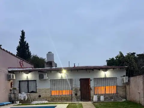 Casa 3 ambientes con 1 baño