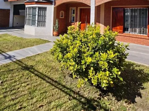 Excelente casa en Monte Grande