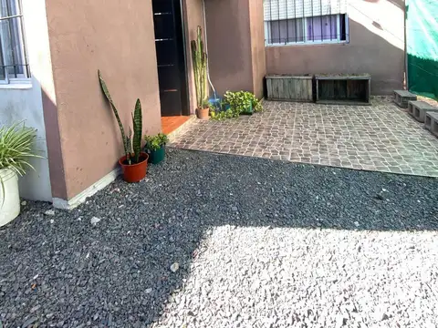 Depto Tipo Casa en Venta de 3 ambientes