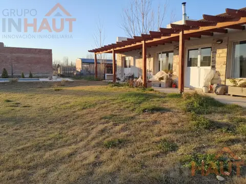 Casa-Quinta. Barrio Cerrado "Estilo Chacra". Cipolletti