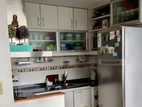 Departamento en Alquiler en Remedios De Escalada, $ 550.000