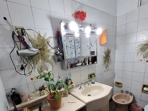 PH de cuatro ambientes en venta en San Justo