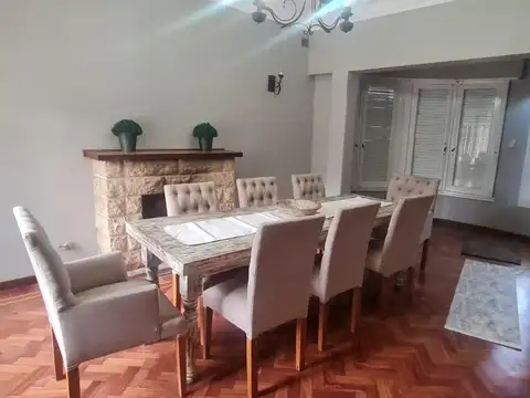 Casa en Venta en Castelar Sur, USD 180.000