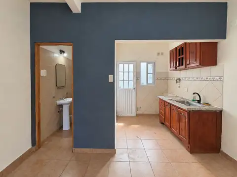 DUPLEX 3 AMB CON COCHERA Y PATIO "MUY LUMINOSO"