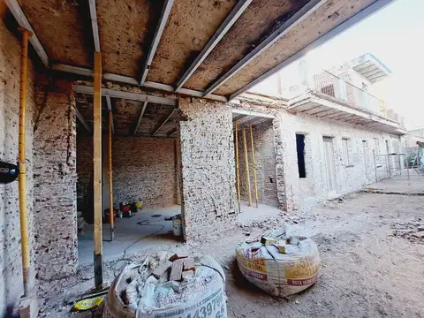 Casa en Venta con 1 cochera