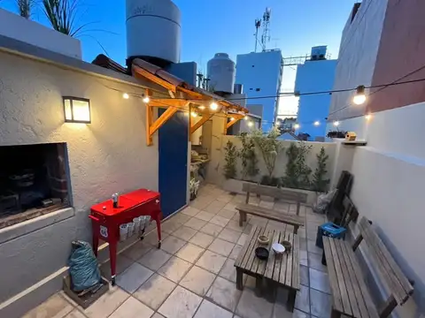 ALQUILER PH DOS AMBIENTES BALCONES COCHERA TERRAZA