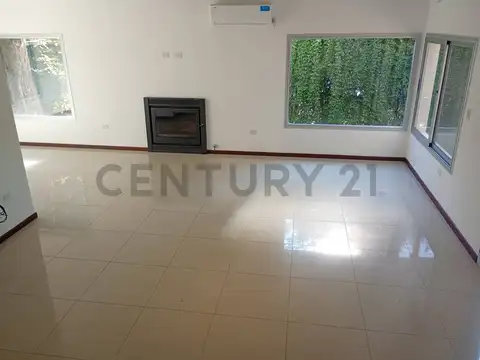 Fincas de Iraola 1 100, Piso 0